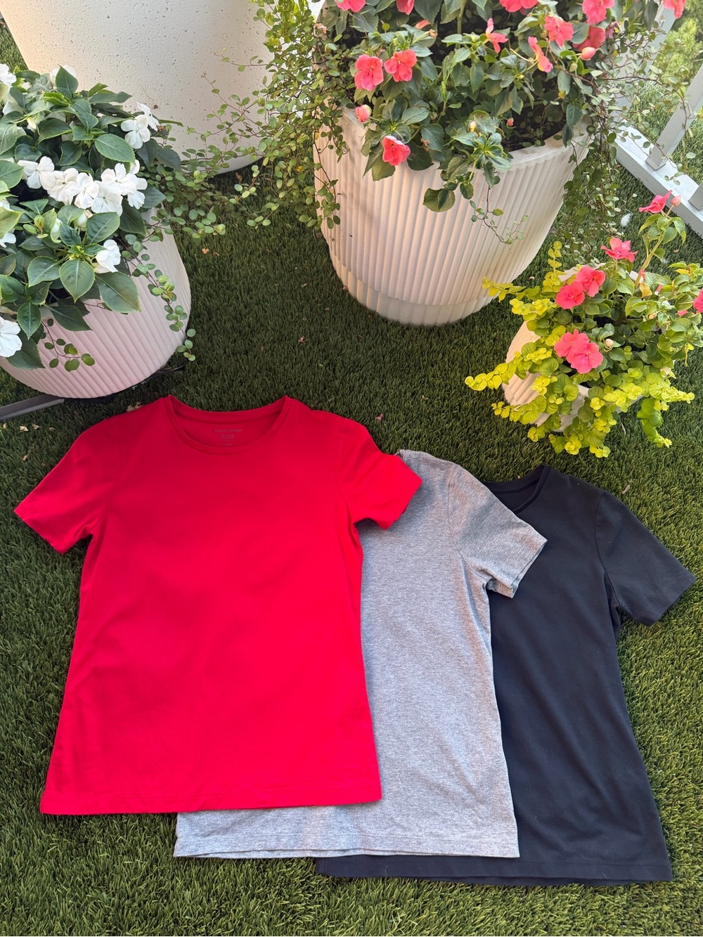 ❤️ 100% Cotton-Banana Republic Luxe Touch Short-Sleeve Tees–SizeXS–Set of 3